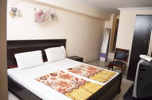Hotel Balbir Continental, Lucknow 3